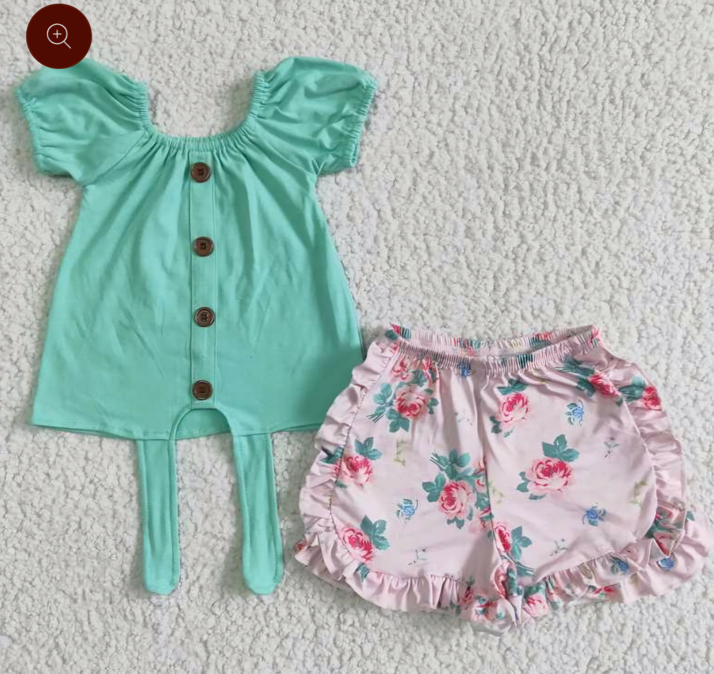 Green flower outfit