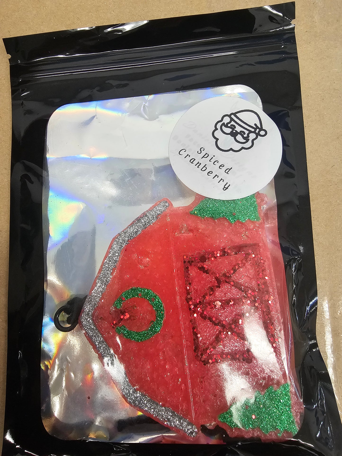 Red christmas barn freshie