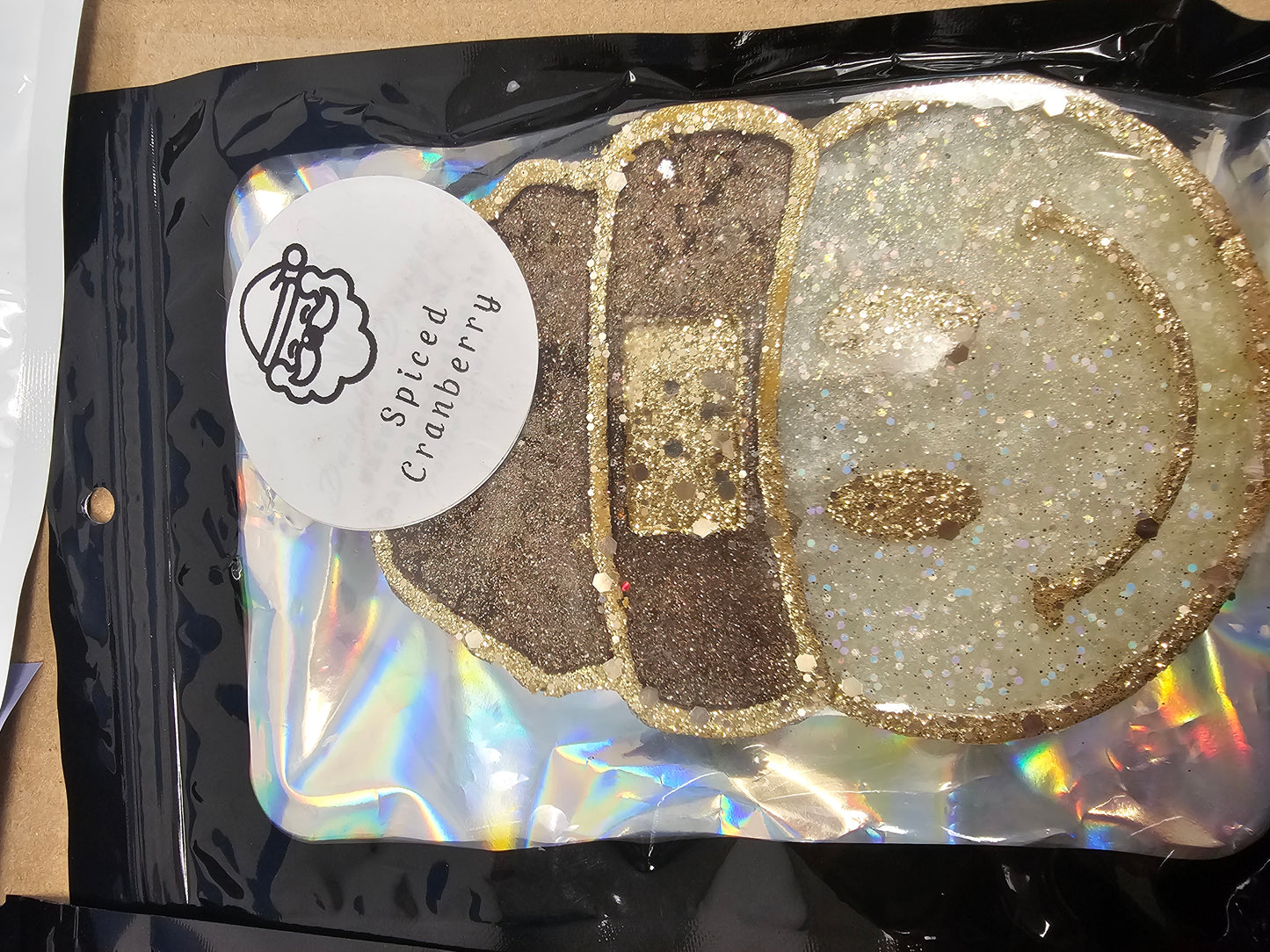 Smiley with beanie freshie