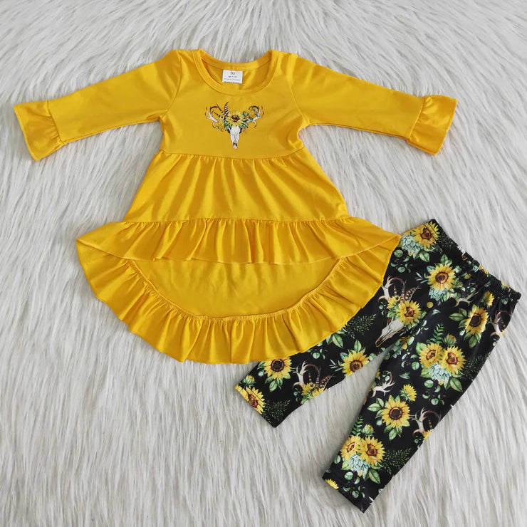 Yellow sunflower tuinc winter outfit