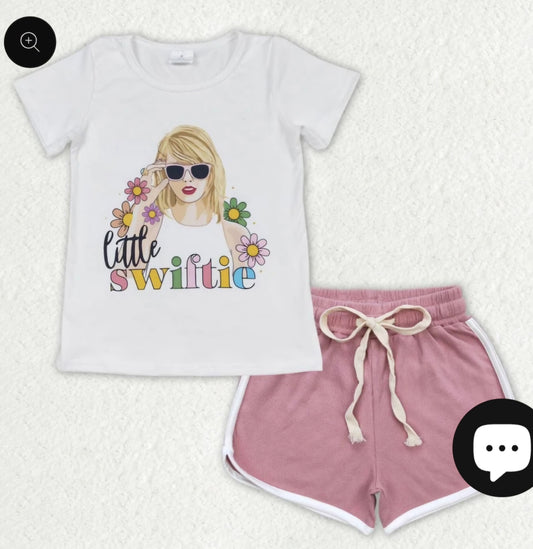 Little swiftie pink short set