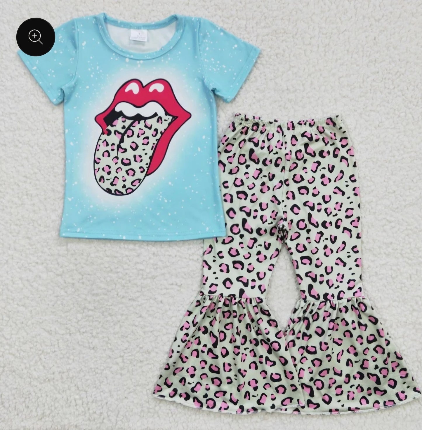 Blue cheetah print tongue pants set